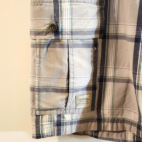 Levi~ Men's Cargo Shorts Size 40 - Picture 3 of 6